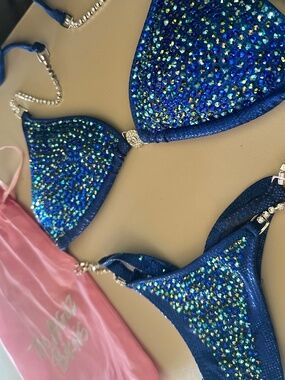 Competition Bikini -NPC/IFBB OCB GBO WNBF